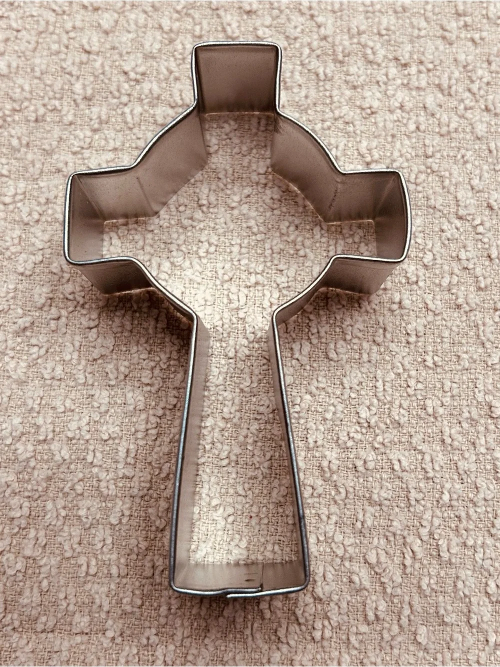 Metal Cookie Cutters Lot of 4 Christian Theme Cross x2 Dove Church